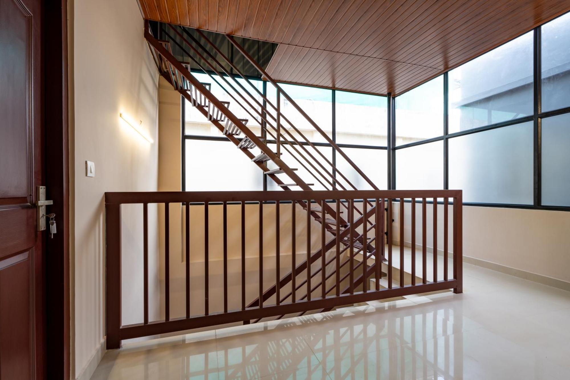 Yaad Residency Hotel Kochi Exterior photo